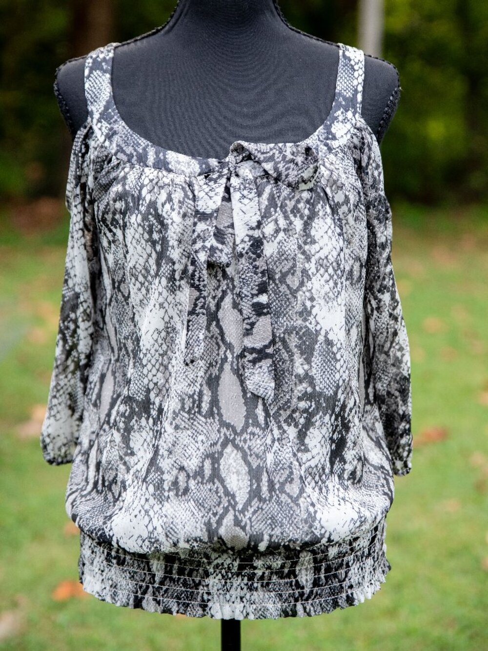 My Michelle Cold Shoulder Top Animal Print Gray Blouse Size Small Women's